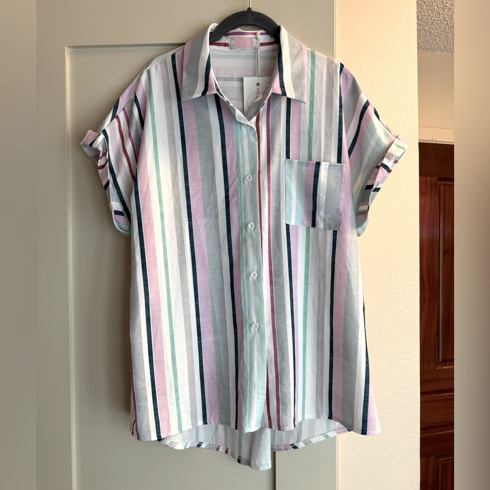 C+D+M brand Size L multi colored top